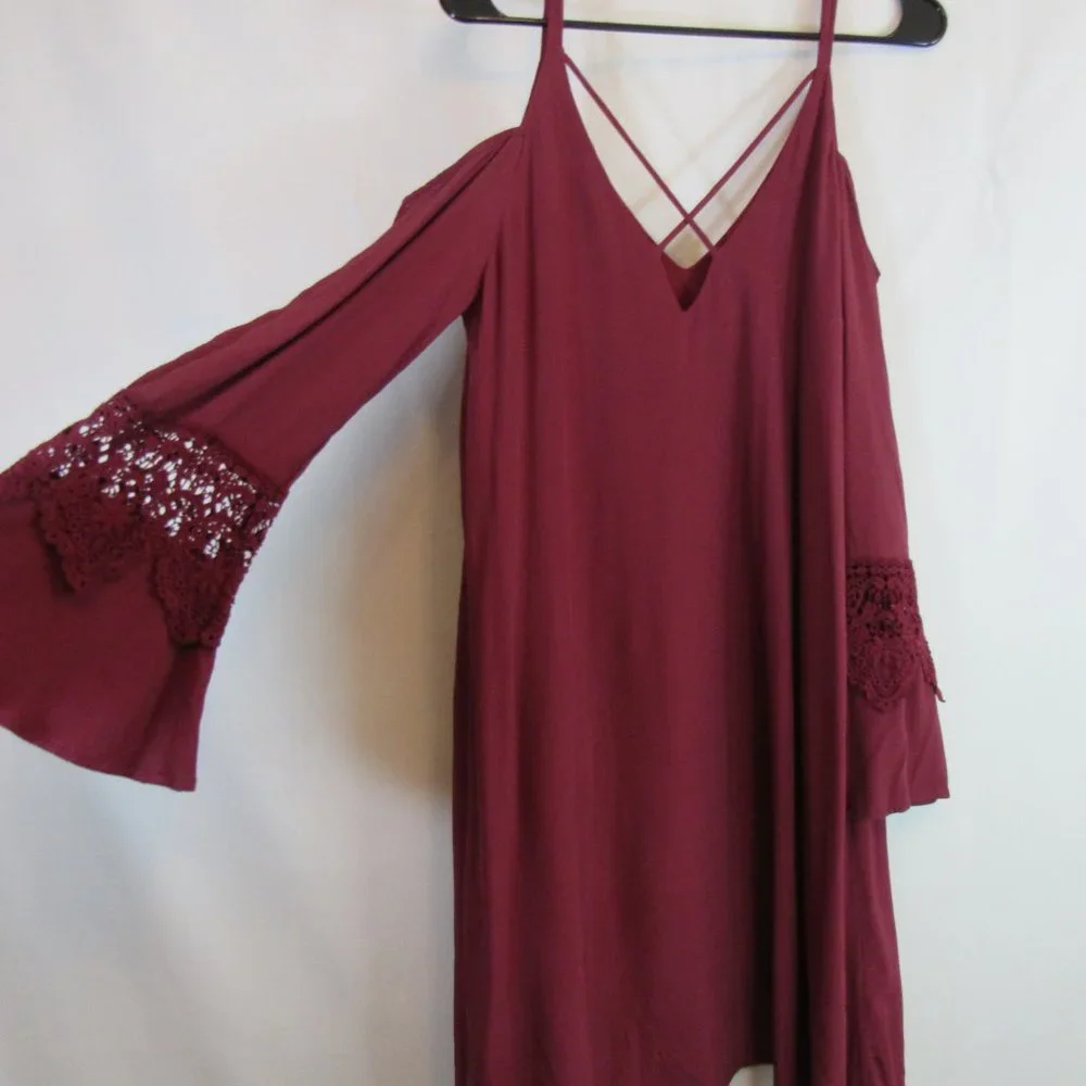 astr the label Burgundy Cold Shoulder Bell Sleeves Dress - Picture 7 of 10